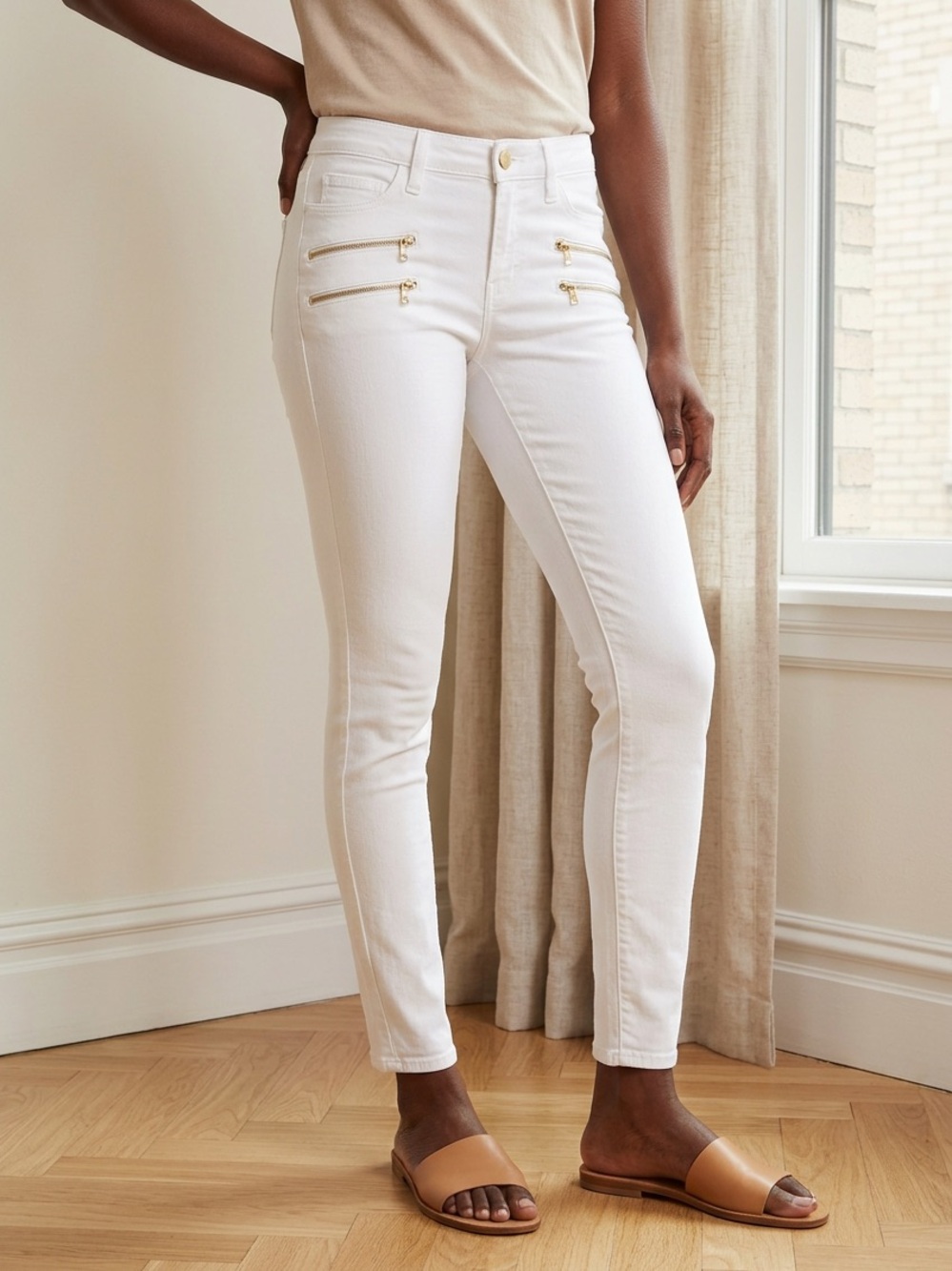 PAIGE Women's White  EDGEMONT Mid Rise Ultra  Skinny Jeans NWT